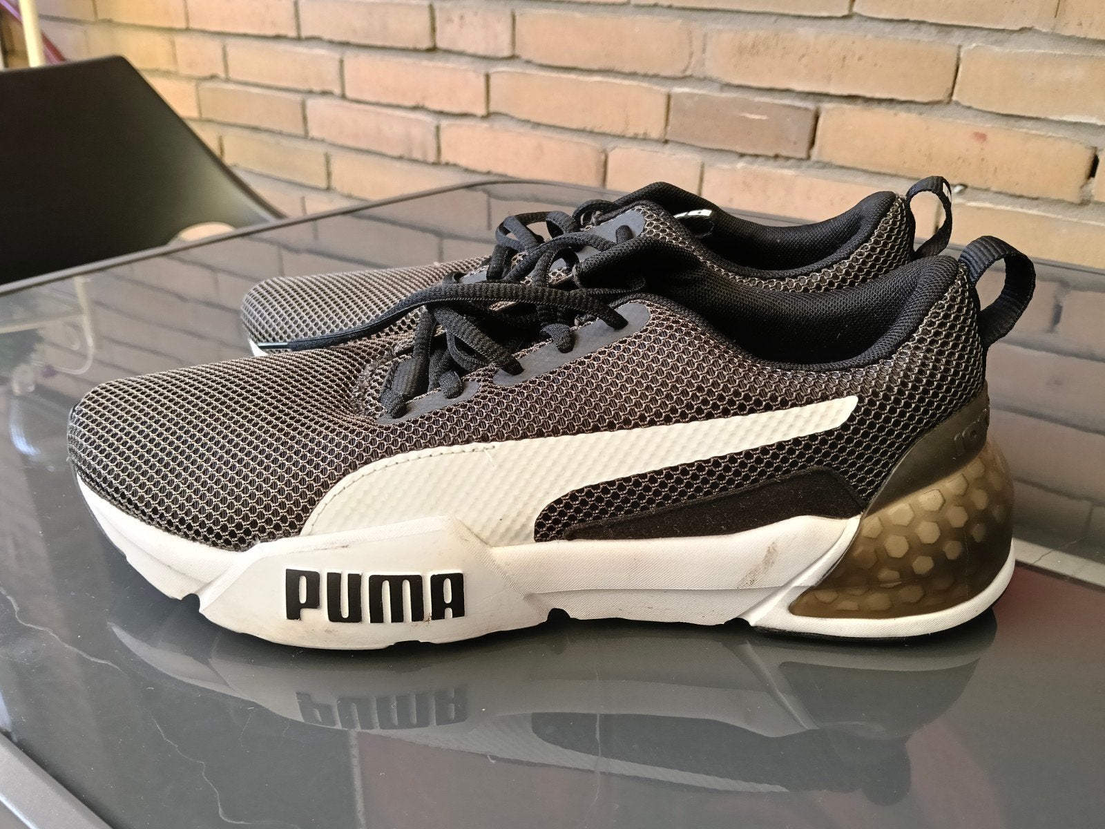een mooie Puma Sneaker voor heren maat43, Kleding | Heren, Ophalen of Verzenden, Zo goed als nieuw, Sneakers