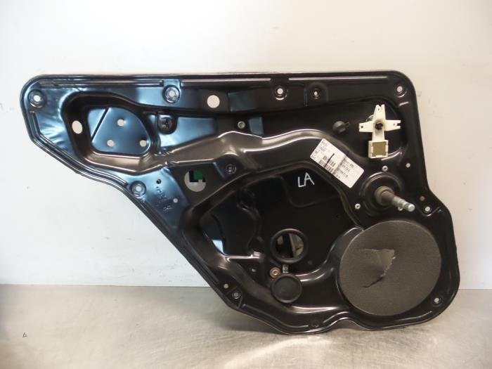 Mécanique vitre 4portes arrière gauche d'un Seat Toledo (T, -, 3 mois de garantie, Utilisé, -