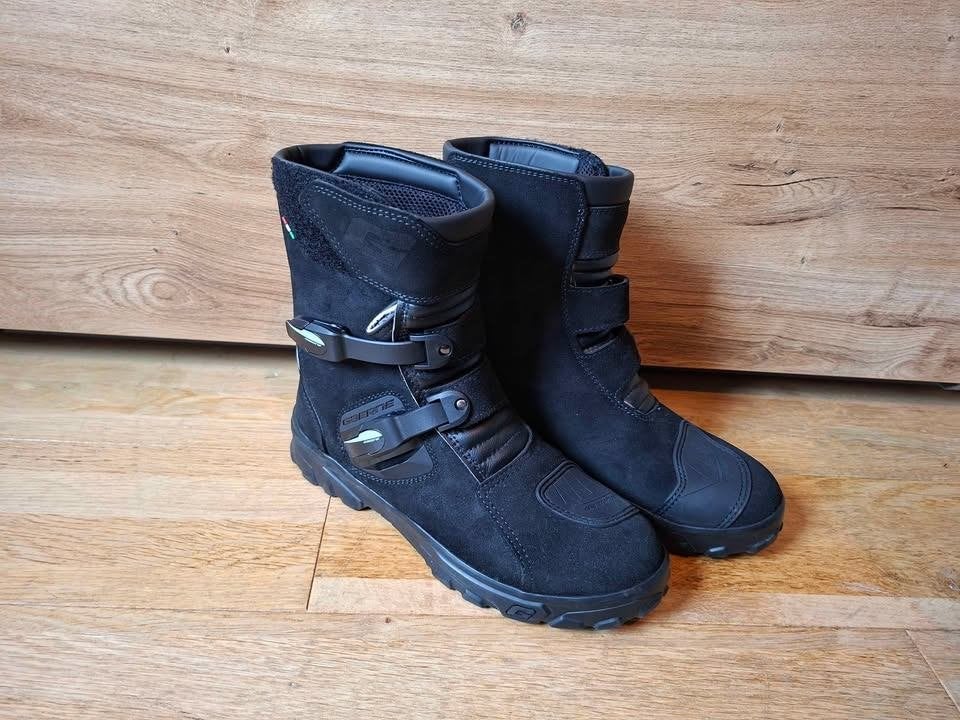 Bottes moto drytech gaerne dune aquatech 44, Motos, Vêtements | Vêtements de moto, Bottes, Hommes, Neuf, sans ticket, Enlèvement