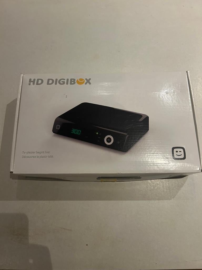 Telenet HD Digibox AD220 - afstandsbediening en voeding incl, Ophalen of Verzenden, Zo goed als nieuw, Decoder