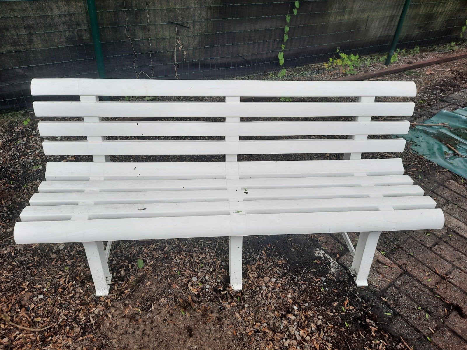 Stevige plastieken tuinbank, Jardin & Terrasse, Bancs de jardin, Utilisé, Synthétique, Enlèvement