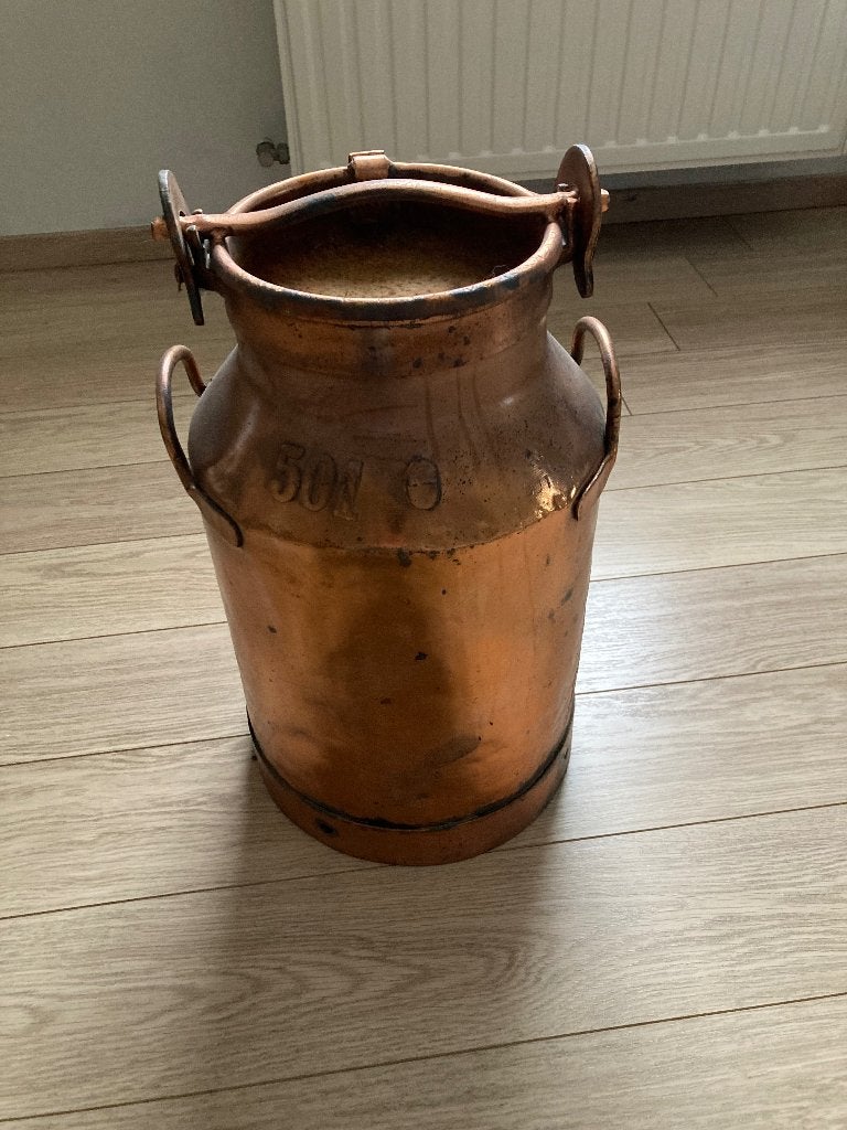 Ancien pot à lait, Enlèvement