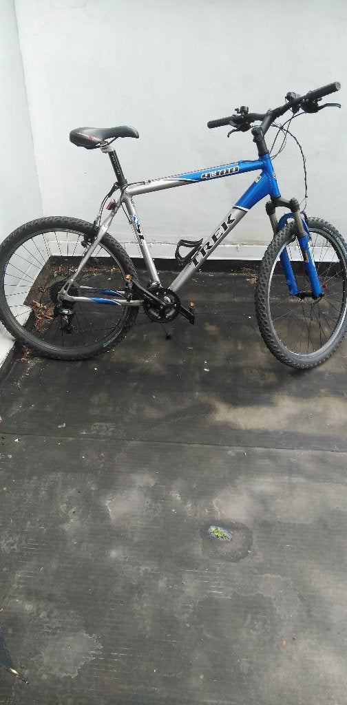 Vélo trek 4300, Vélos & Vélomoteurs, Enlèvement, Utilisé
