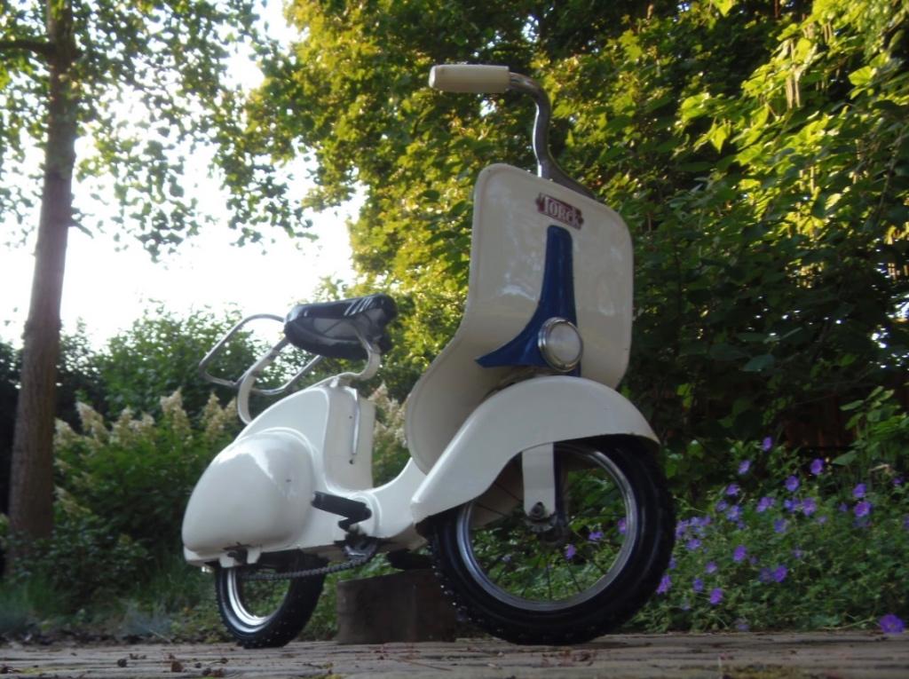 Vespa Torck trapfiets, trapauto, Antiek en Kunst, Ophalen