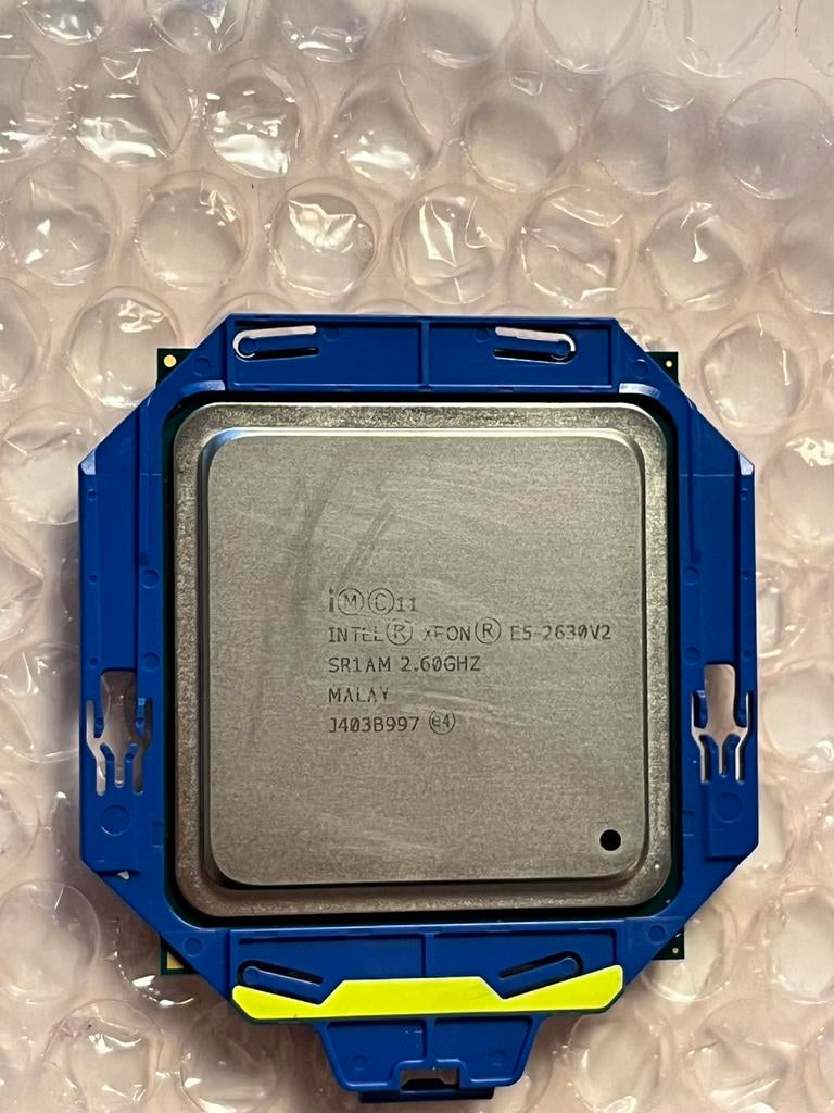 Intel Xeon E5-2630V2, Computers en Software, Processors, Ophalen, Zo goed als nieuw