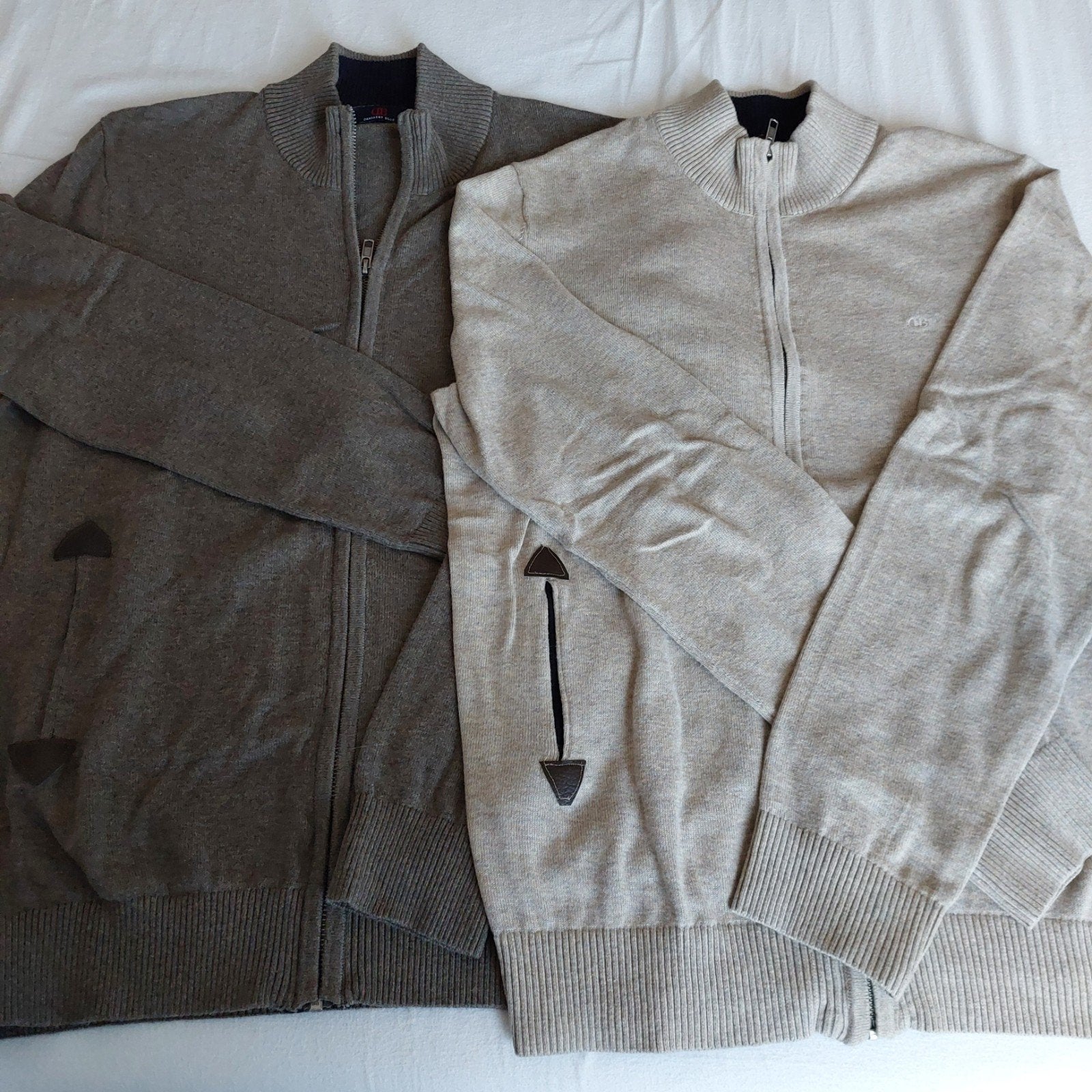 2 nieuwe gilets medium, Enlèvement