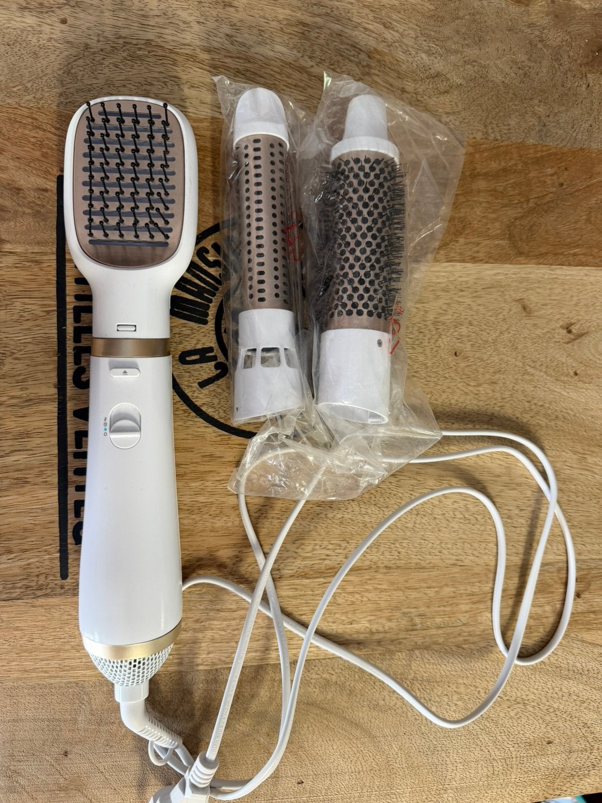 Brosse soufflante philips, Bijoux, Sacs & Beauté, Beauté | Soins des cheveux, Enlèvement ou Envoi, Comme neuf