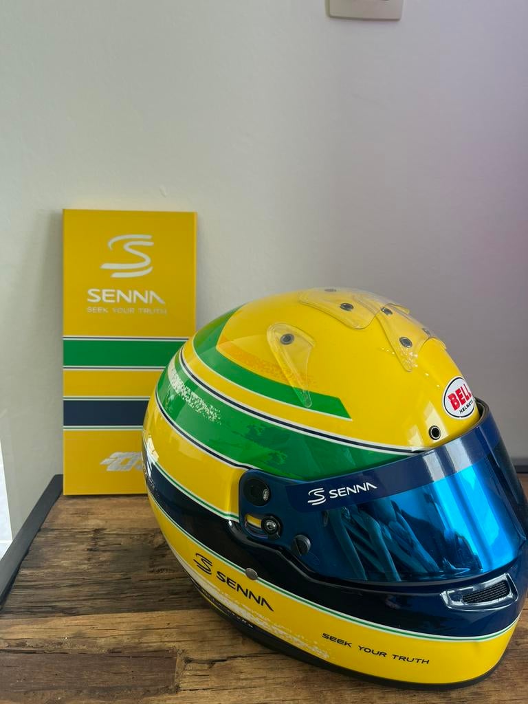 Ayrton Senna Helm, Ophalen