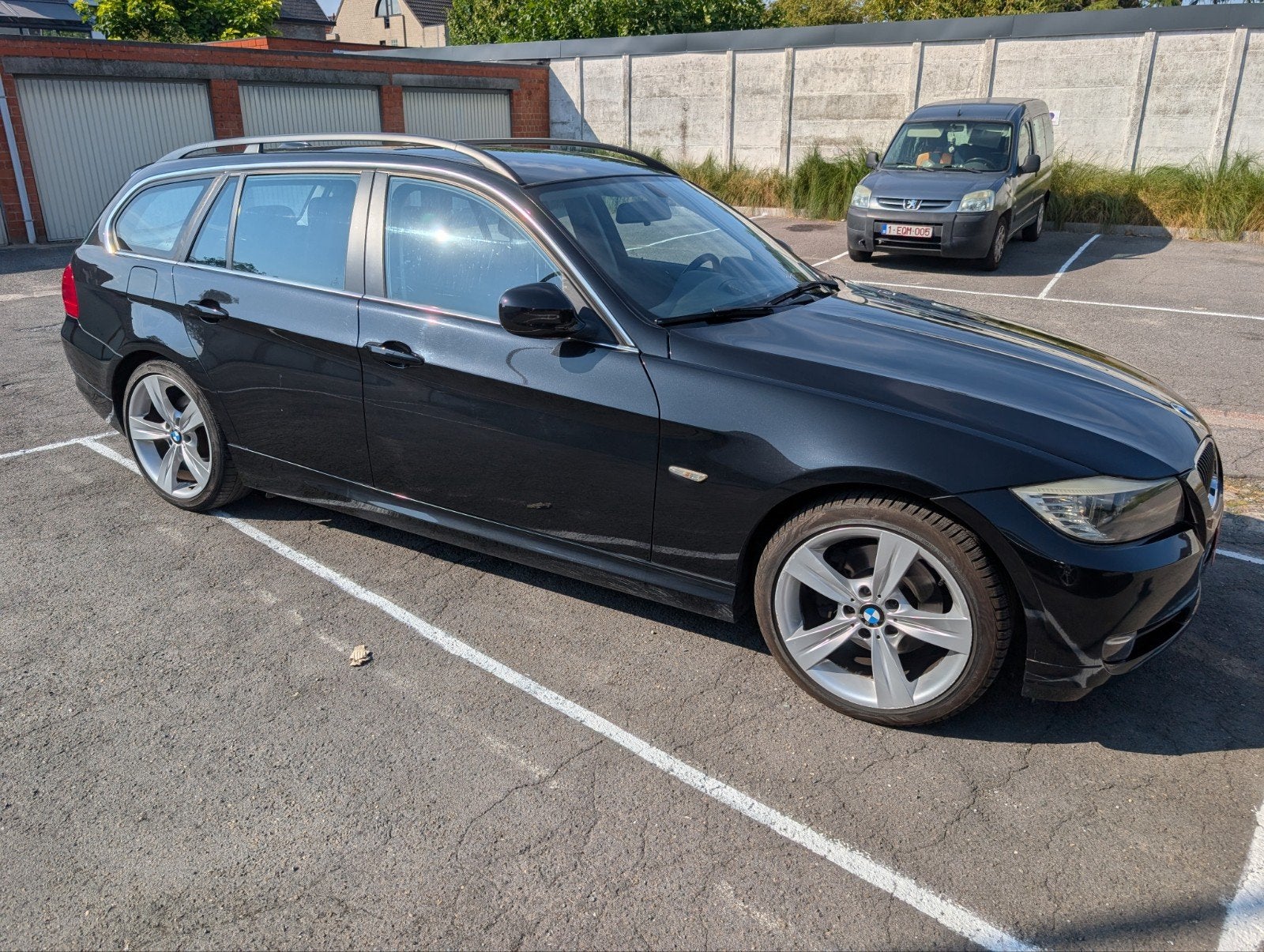 BMW 318D break 2009, Auto's, Zwart, Zwart, Particulier, Te koop