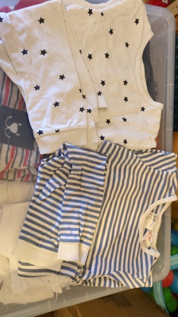 Lot pyjamas taille 86, Enfants & Bébés, Enlèvement