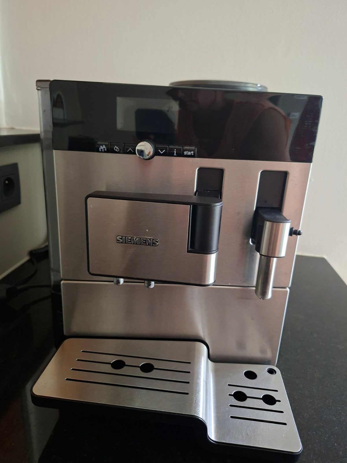 Siemens koffiezet EQ 8 series 300 (onderdelen), Electroménager, Cafetières, Enlèvement ou Envoi