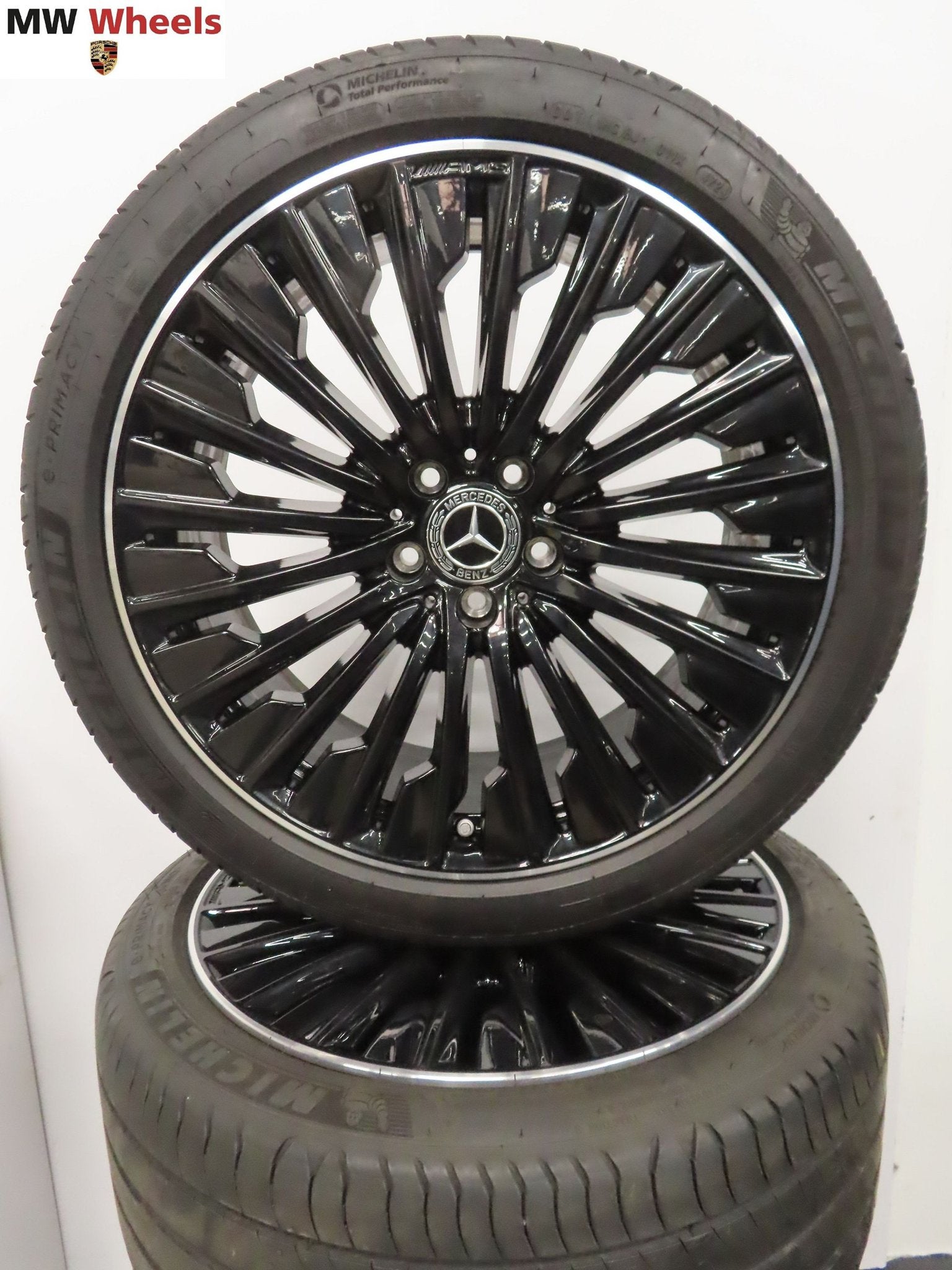 Mercedes E klasse W214 AMG 20 inch velgen met zomerbanden, Autos : Pièces & Accessoires, Pneus et Jantes, 245 mm, Véhicule de tourisme