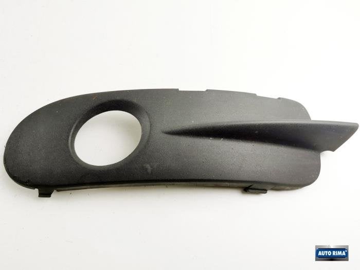 Plaque de protection feu antibrouillard droit d'un Volvo C70, -, 3 mois de garantie, -, -