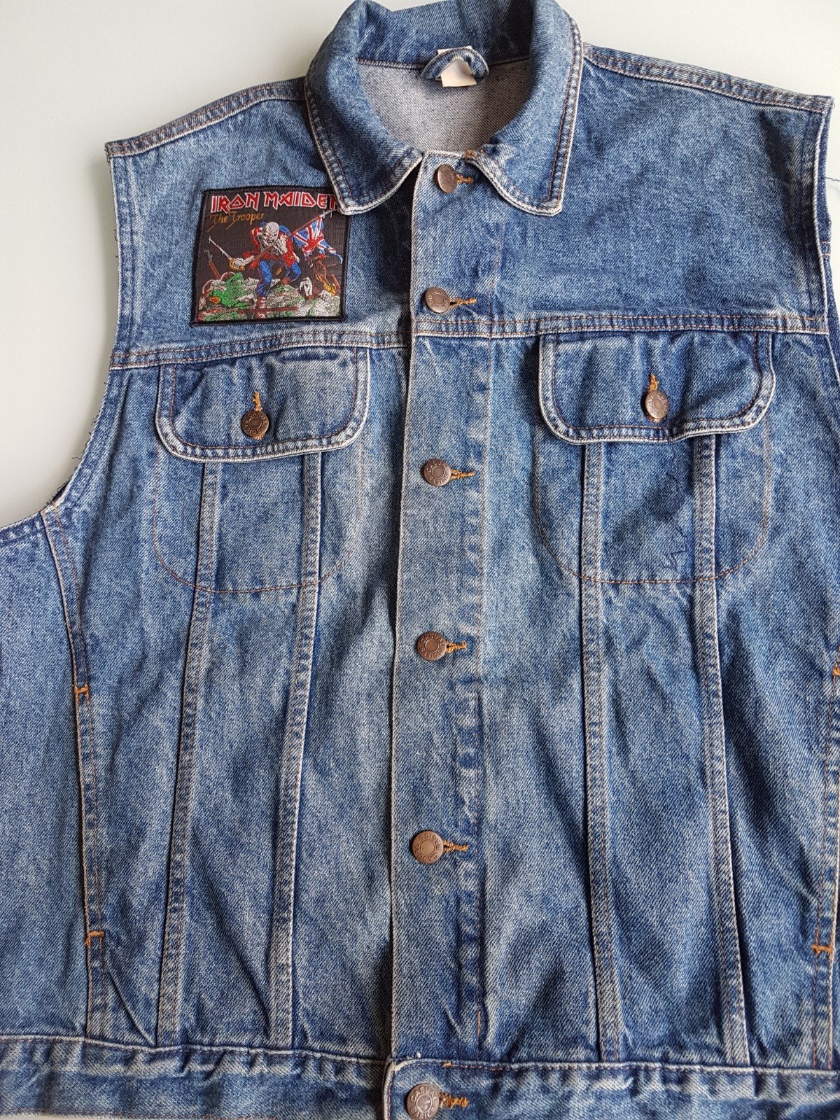 jeans vest met logo Iron Manden, maat S, Ophalen of Verzenden
