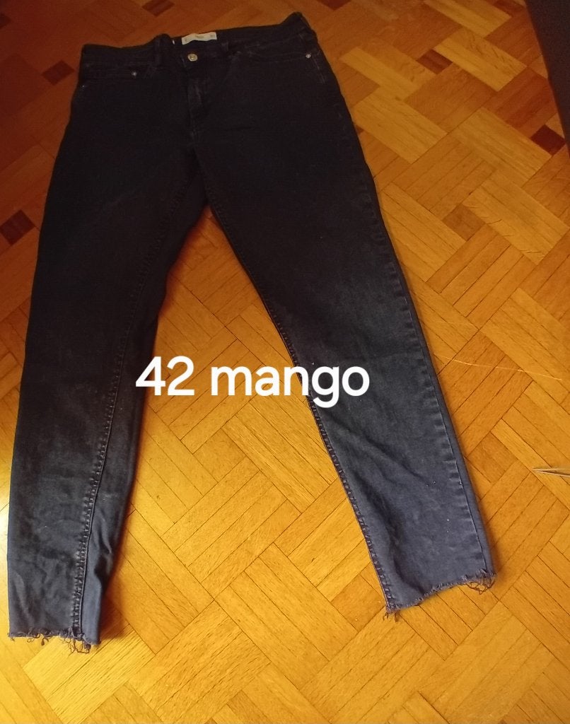 Jeans femme taille 42 mango, Vêtements | Femmes, Mango, Enlèvement
