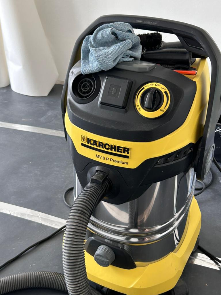 Kärcher WD6 stofzuiger, Doe-het-zelf en Bouw, Reinigingsmachines, Ophalen, Gebruikt