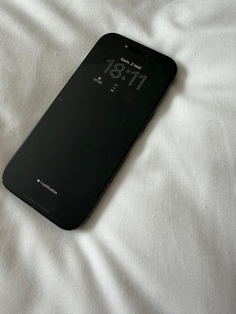Iphone 16 Pro., Noir, IPhone 16, Comme neuf, Enlèvement