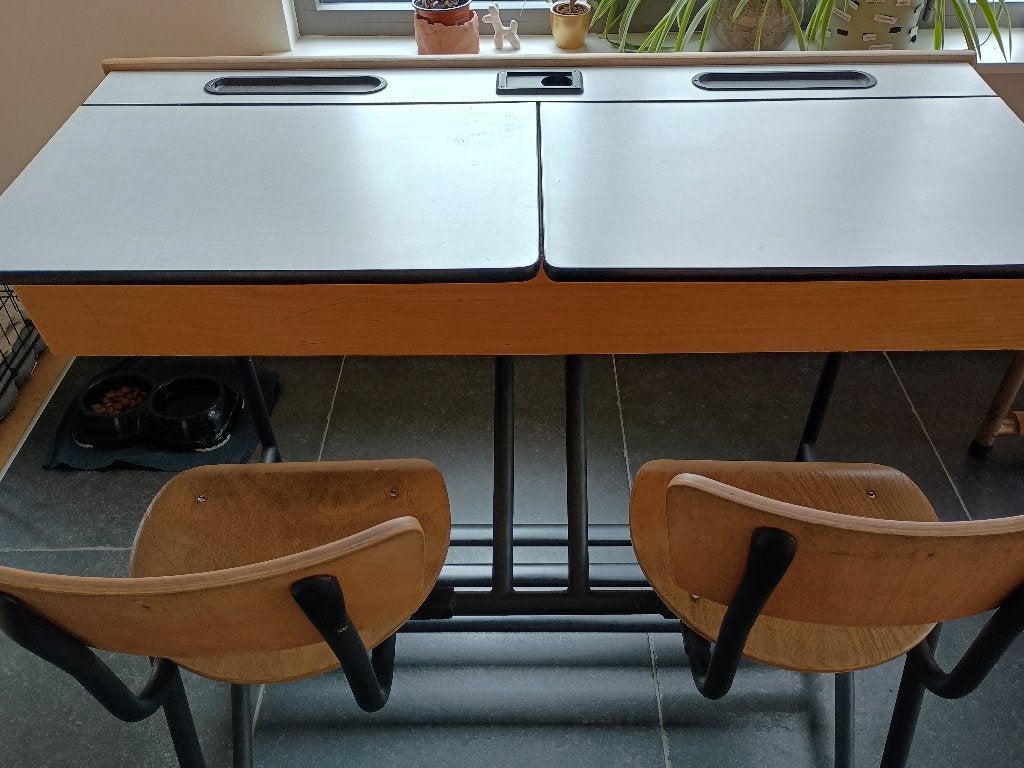 Schoolbank, Ophalen, Gebruikt
