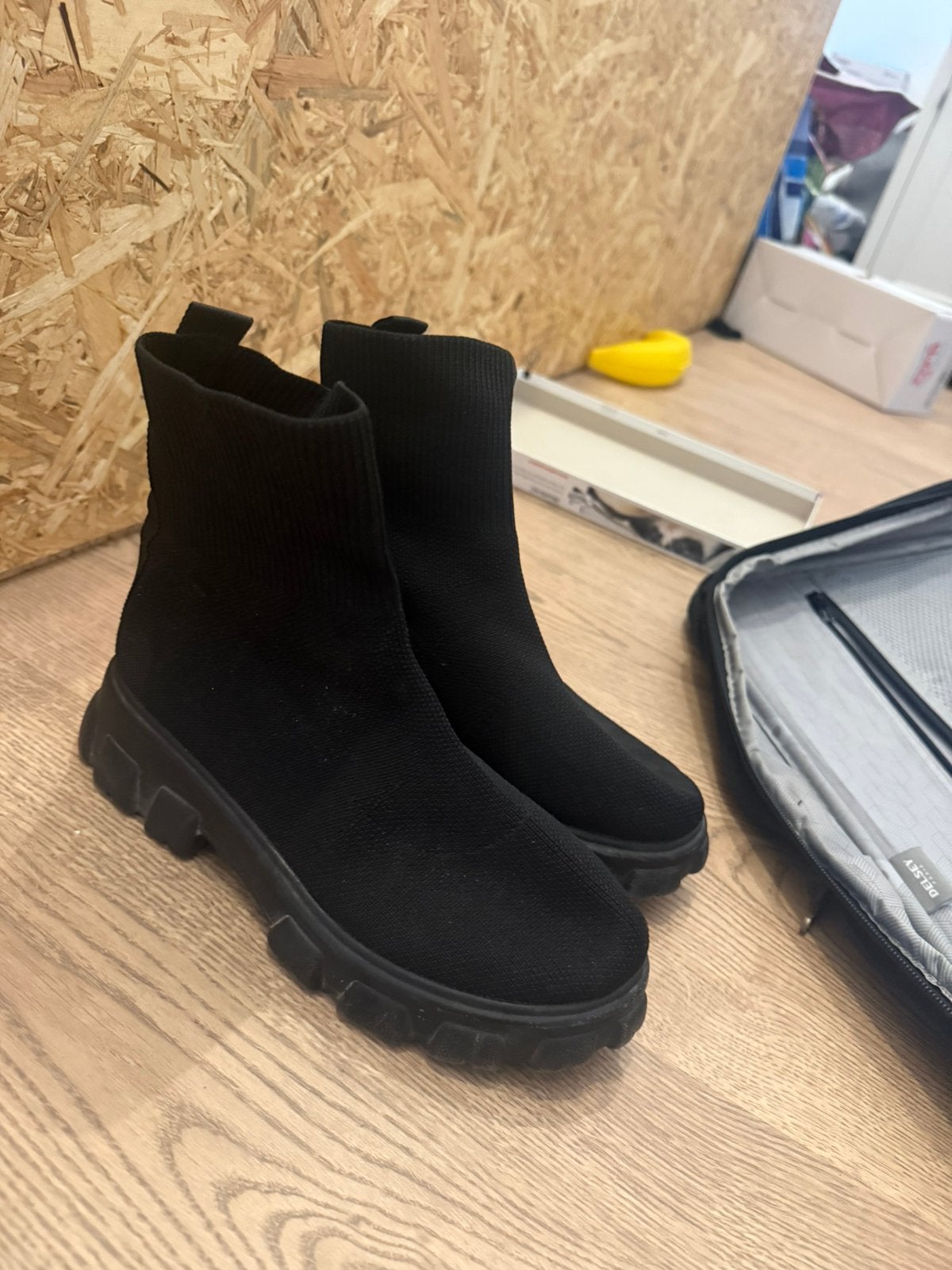 Dames zwart boots, Ophalen of Verzenden, Zo goed als nieuw, Zwart