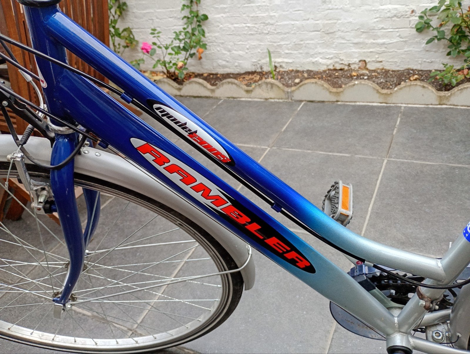 te koop damesfiets 28 inch zeer goede staat, Ophalen