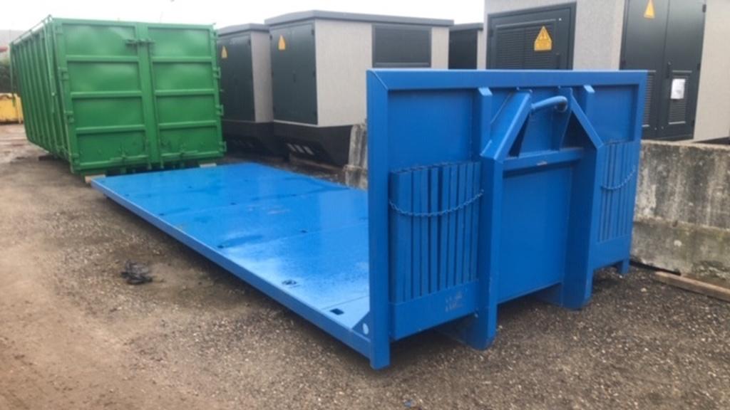 haakarm afzetcontainers, Zakelijke goederen