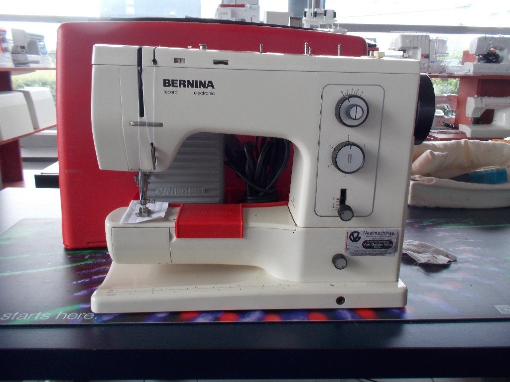 Bernina 830 compleet, Ophalen, Gebruikt, Naaimachine, Bernina