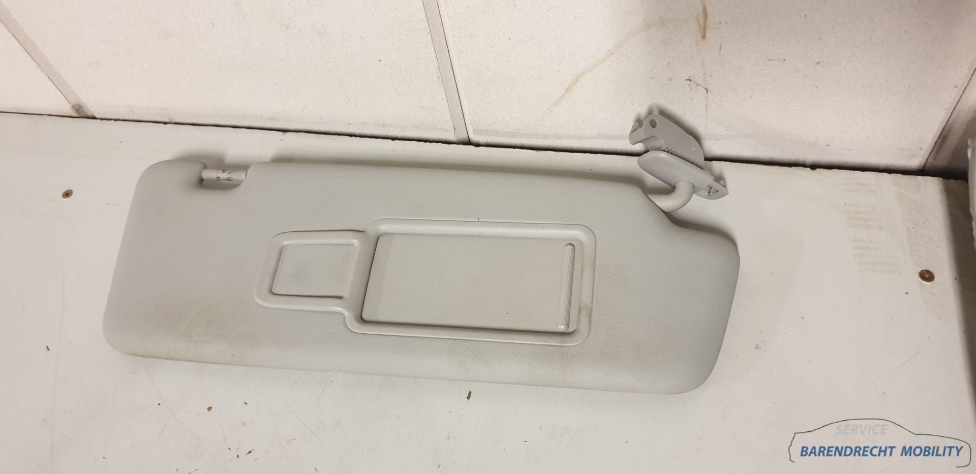 Pare-soleil Audi A3 8V pare-soleil miroir de maquillage c t, Autos : Pièces & Accessoires, AUDI AG, Auto-Union-Strasse 1
85045  Ingolstadt, DE