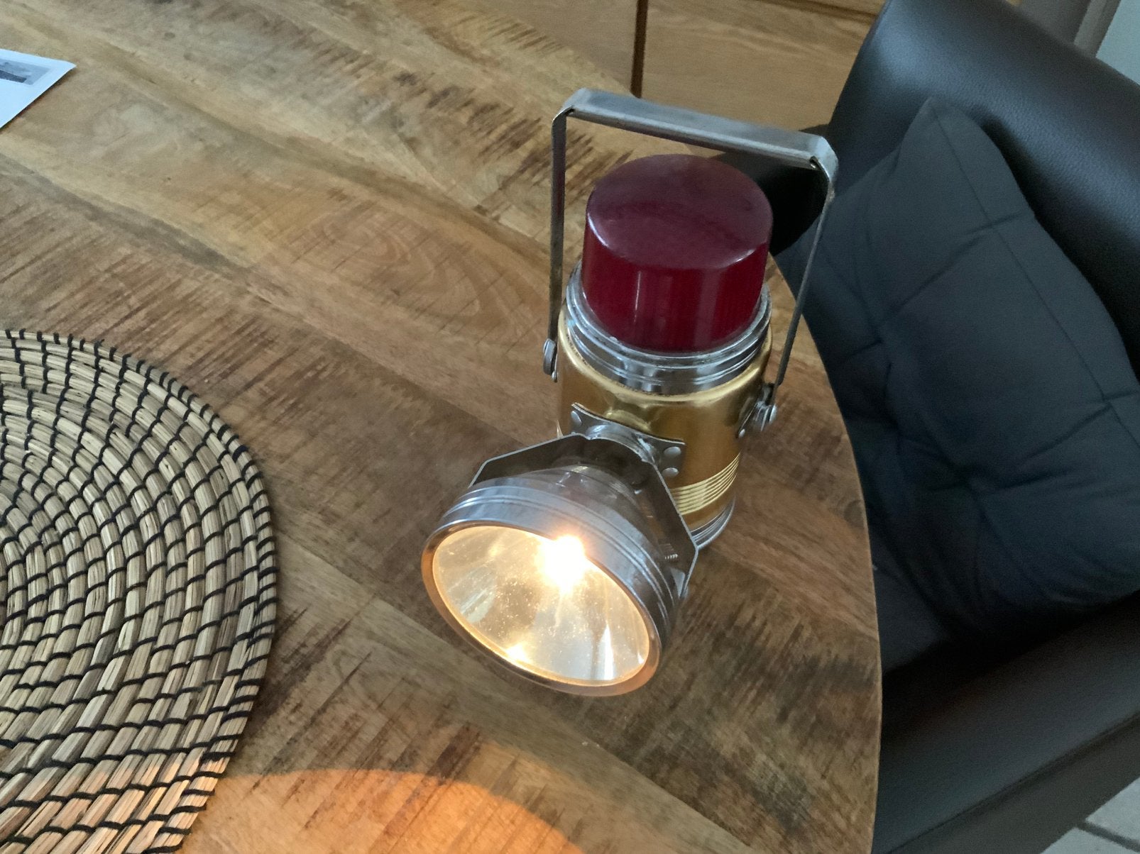 Vintage auto lamp, Enlèvement