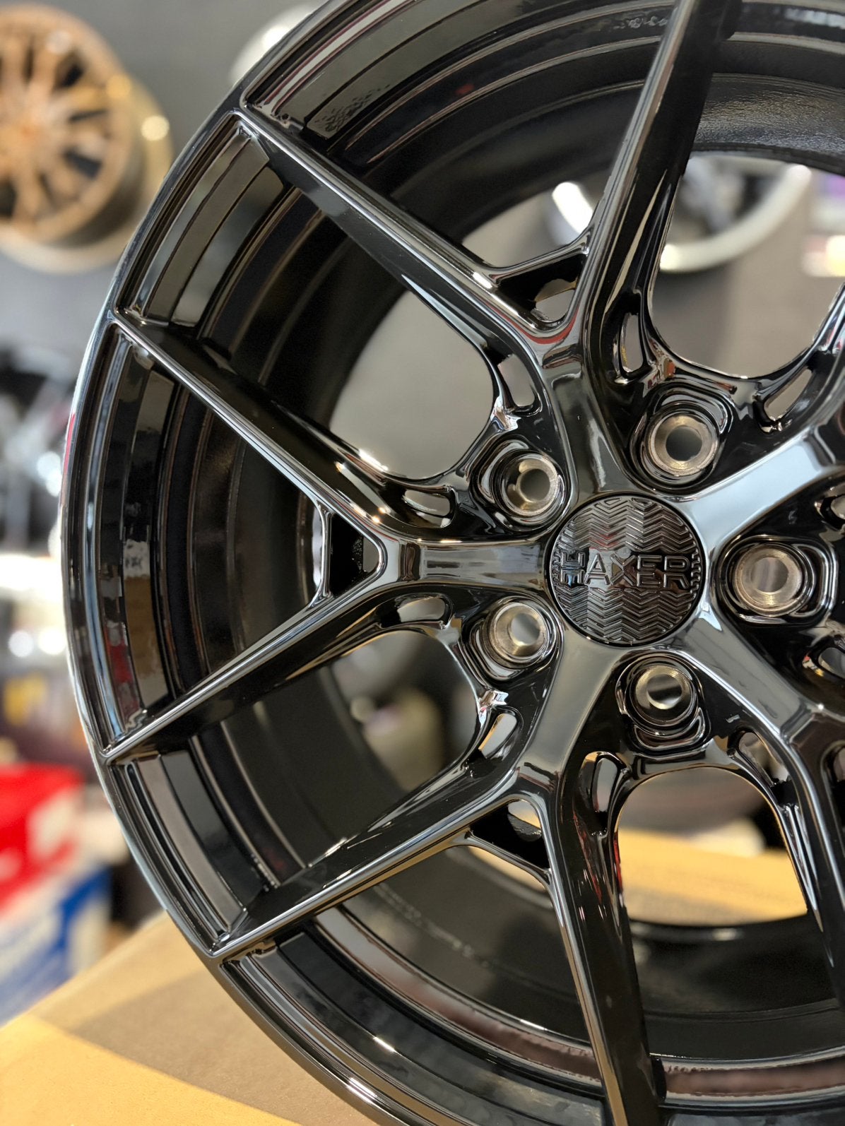 18” haxer hx044, Enlèvement