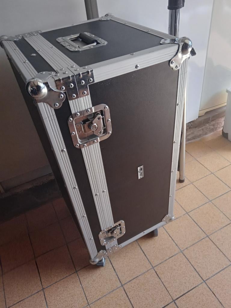 Flightcase, Enlèvement, Flight case