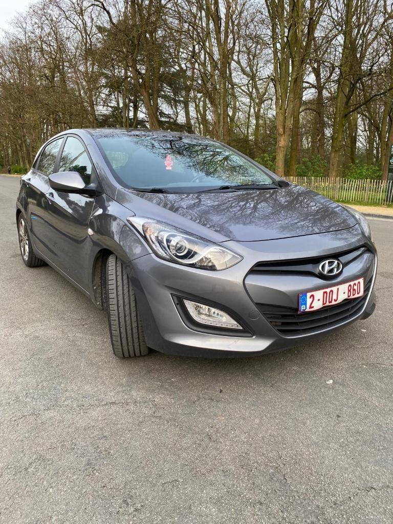 Hyundai i30 2013 – Essence, Manuelle, Contrôle technique, Achat, 139 g/km, 1200 kg, Boîte manuelle