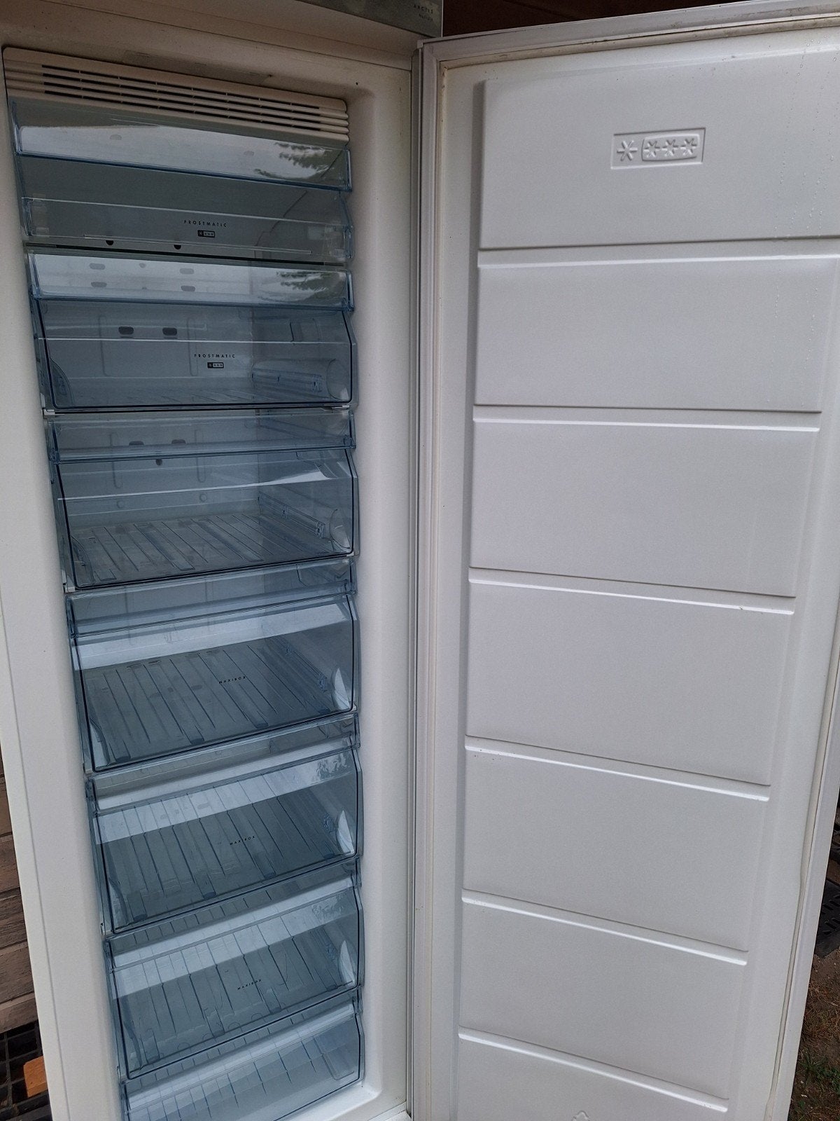 Diepvries antifrost AEG, Elektronische apparatuur, Vriezers en Diepvrieskisten, Gebruikt, 160 cm of meer, Ophalen, Vrieskast