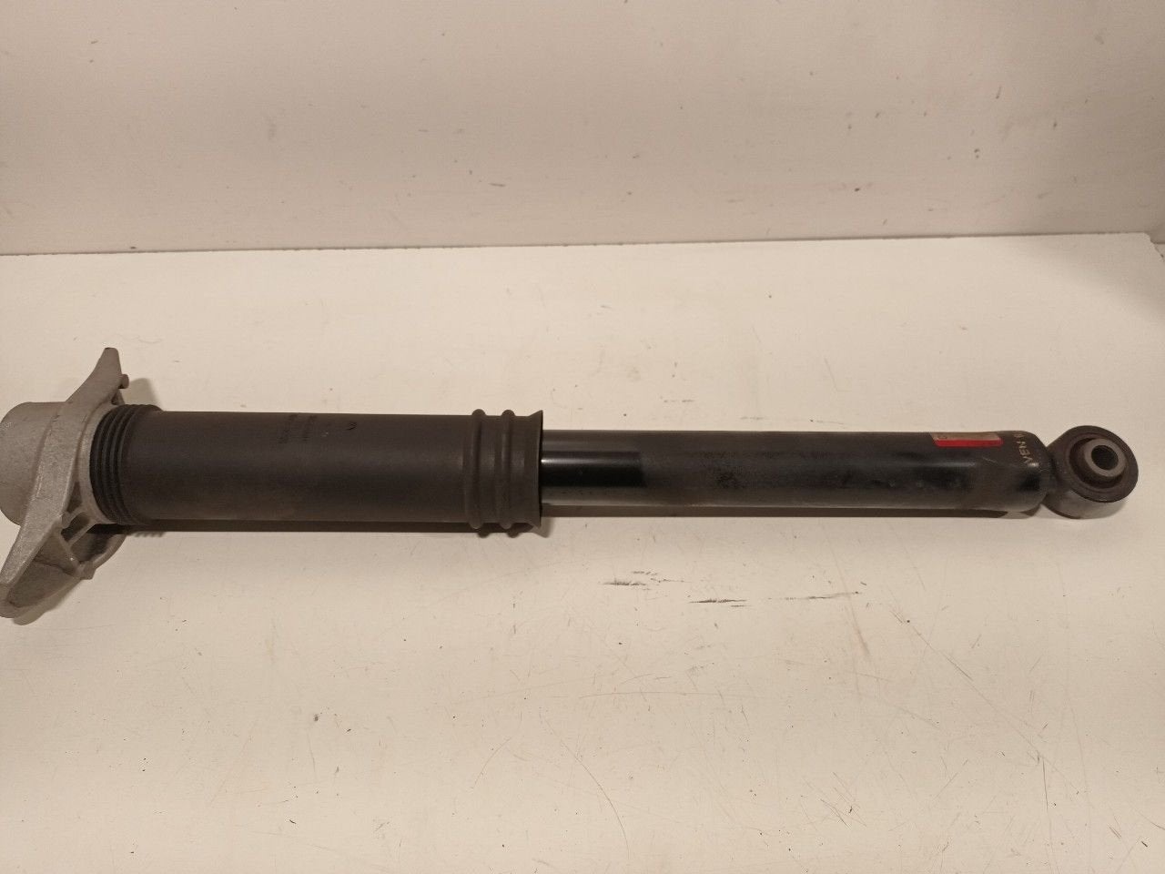 Schokbreker rechts achter Nissan Qashqai, Onderdelen@venauto.nl, Van der Ven Autorecycling B.V., Ettenseweg 76, 4706 PB Roosendaal, The Netherlands