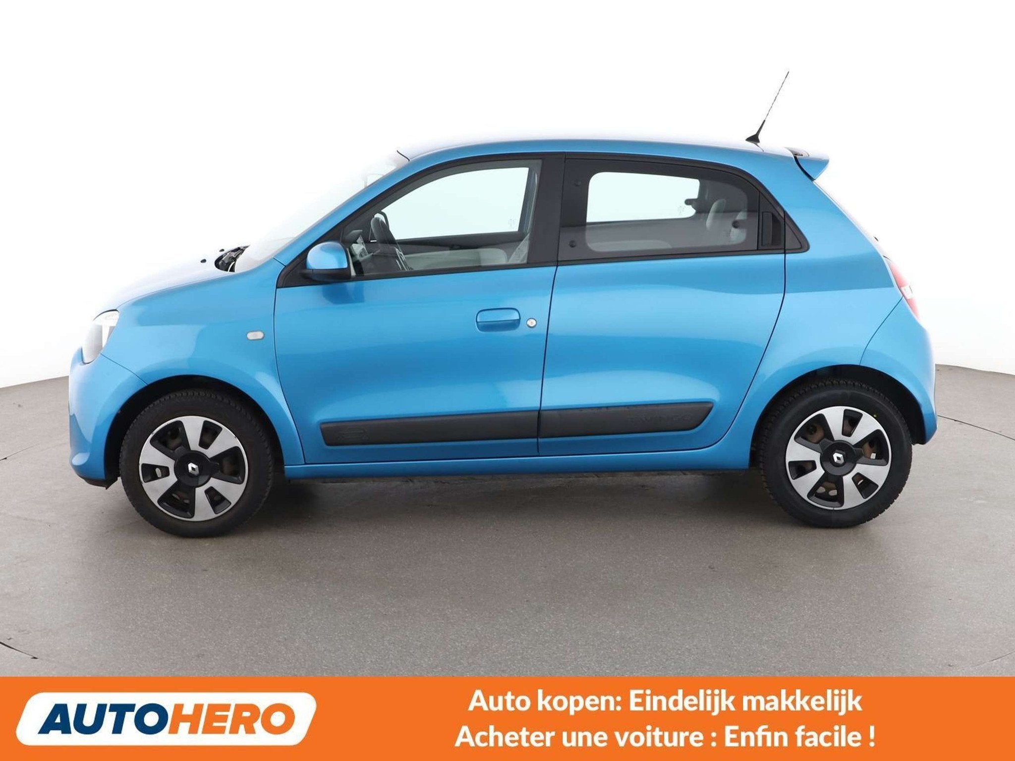 Renault Twingo 1.0 SCe Expression, Autos, 939 kg, Boîte manuelle, Noir, 5 portes
