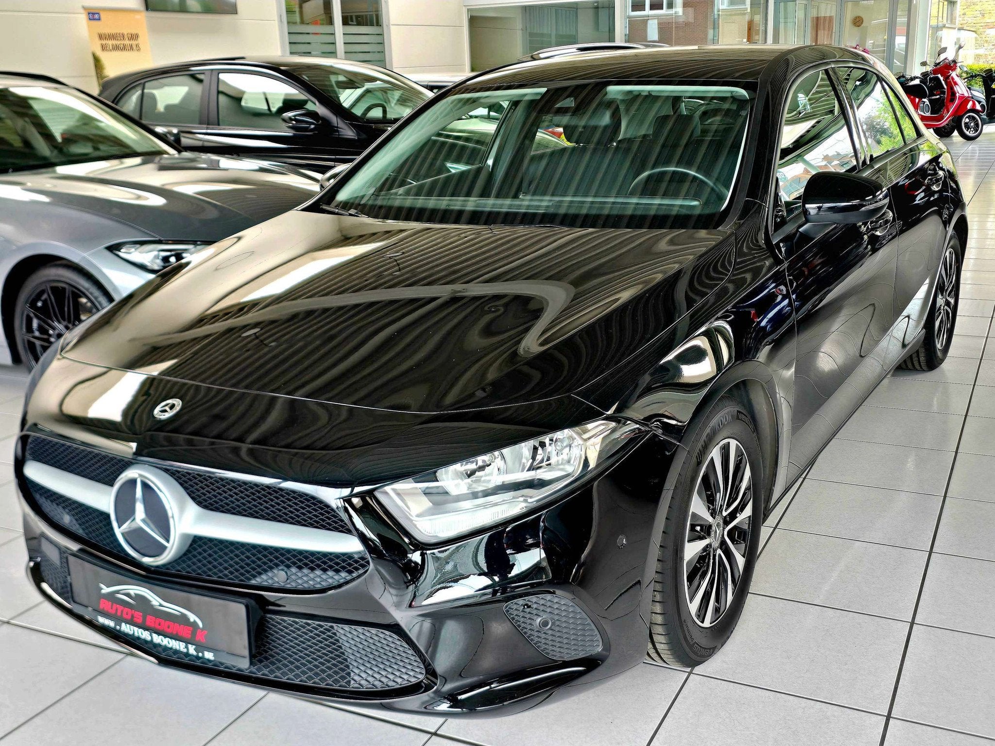 Mercedes-Benz A 180 A 180 Business / Camera / Lane assist /, 135 pk, Gebruikt, 4 cilinders, https://public.car-pass.be/vhr/b1f452f5-cc00-45a2-9ba9-e5be9ab49858
