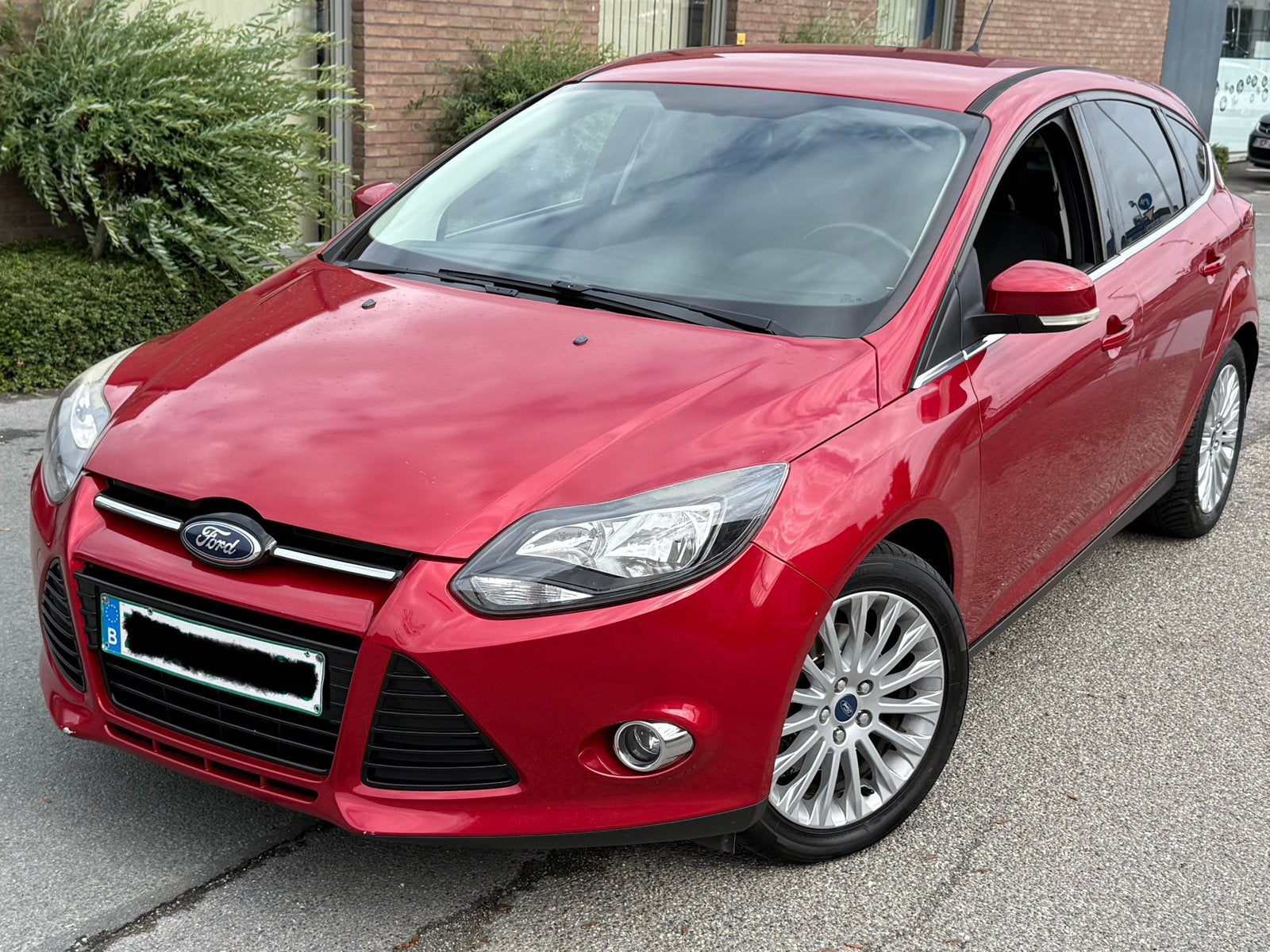 Ford Focus 1.6i Essence Euro5 5/2012 5 Portes Clim Jantes, Autos, Ford, Euro 5, Achat, Climatisation automatique, 5 portes