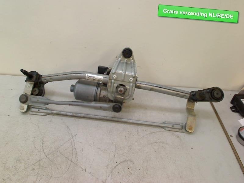 MOTEUR + TRINGLERIE ESSUIE GLACE AVANT Audi (8V1955023D), Auto-Union-Straße  1,
85057  Ingolstadt, DE, Info@audi.de, Audi, Utilisé
