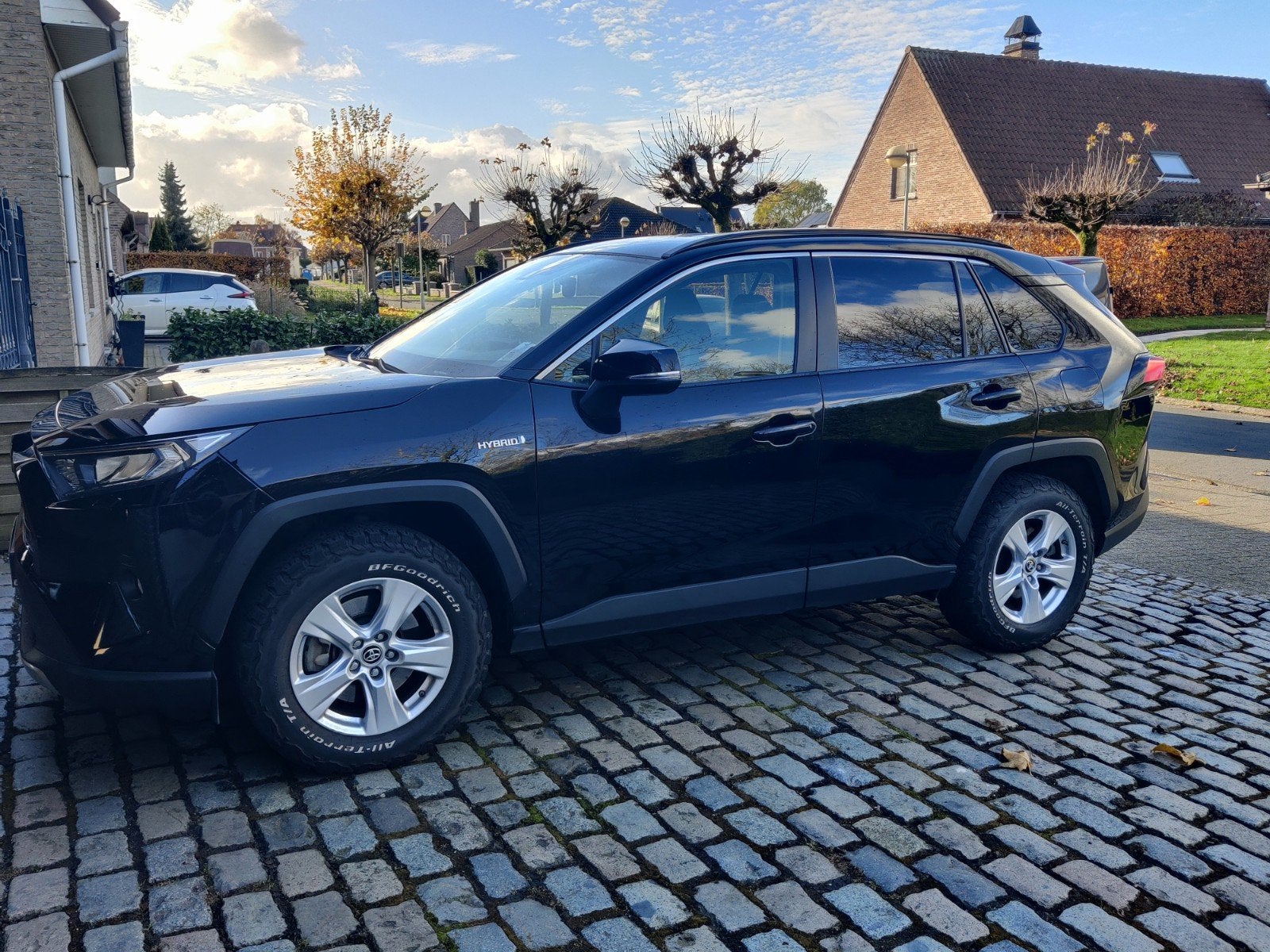 Toyota RAV4   4x4, Auto's, Automaat, Zwart, Zwart, 5 zetels