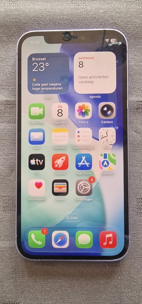 iPhone 12 64Gb in goede staat, 80 %, Enlèvement, Utilisé, Sans abonnement