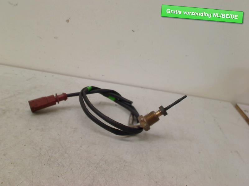 CAPTEUR TEMPERATURE ECHAPPEMENT Scirocco (137 / 13AD), Utilisé, De Bloemendaal 21 21
5221 EB  'S HERTOGENBOSCH, NL, Info@123Parts.nl