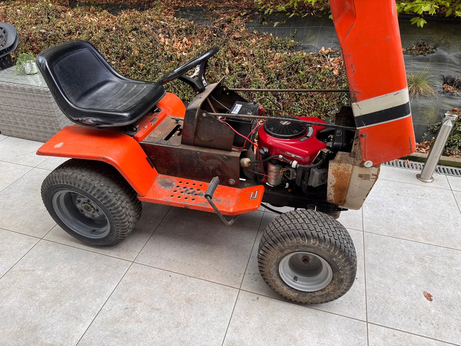 Tracteur 16HP - 2 cylindres, Articles professionnels, Enlèvement