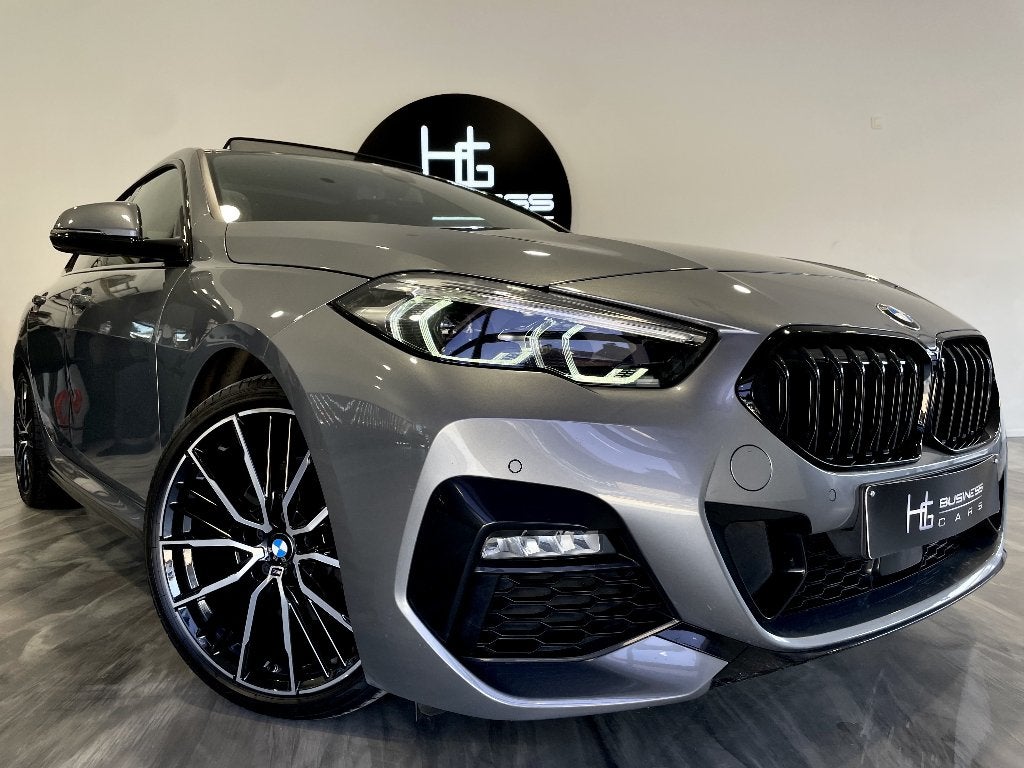 BMW 218 iA GRAN COUPÉ/ PACK M/ TOIT OUVRANT/ SHADOW LINE, Autos, BMW, Argent ou Gris, Achat, Entreprise, https://public.car-pass.be/vhr/3c5809ba-51a3-4aae-8c55-a0dac5373a8d