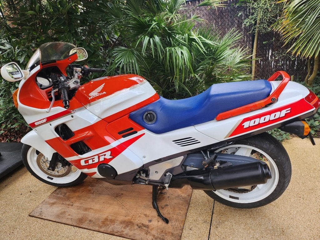 Moto honda CBR 1000 F, Particulier