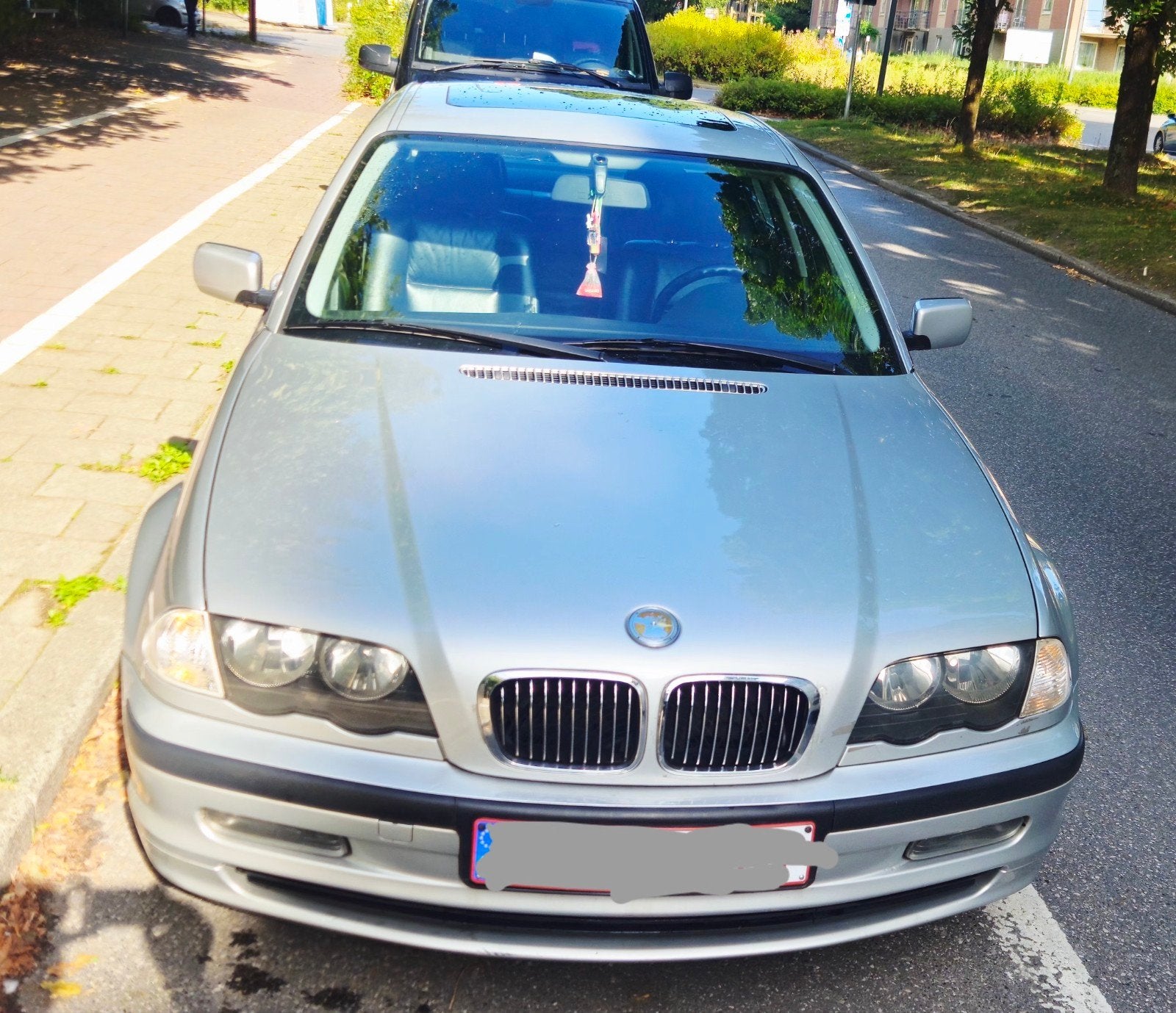 BMW 323i année 1998 automatique, Autos, Achat, Noir, 5 portes, 6 cylindres