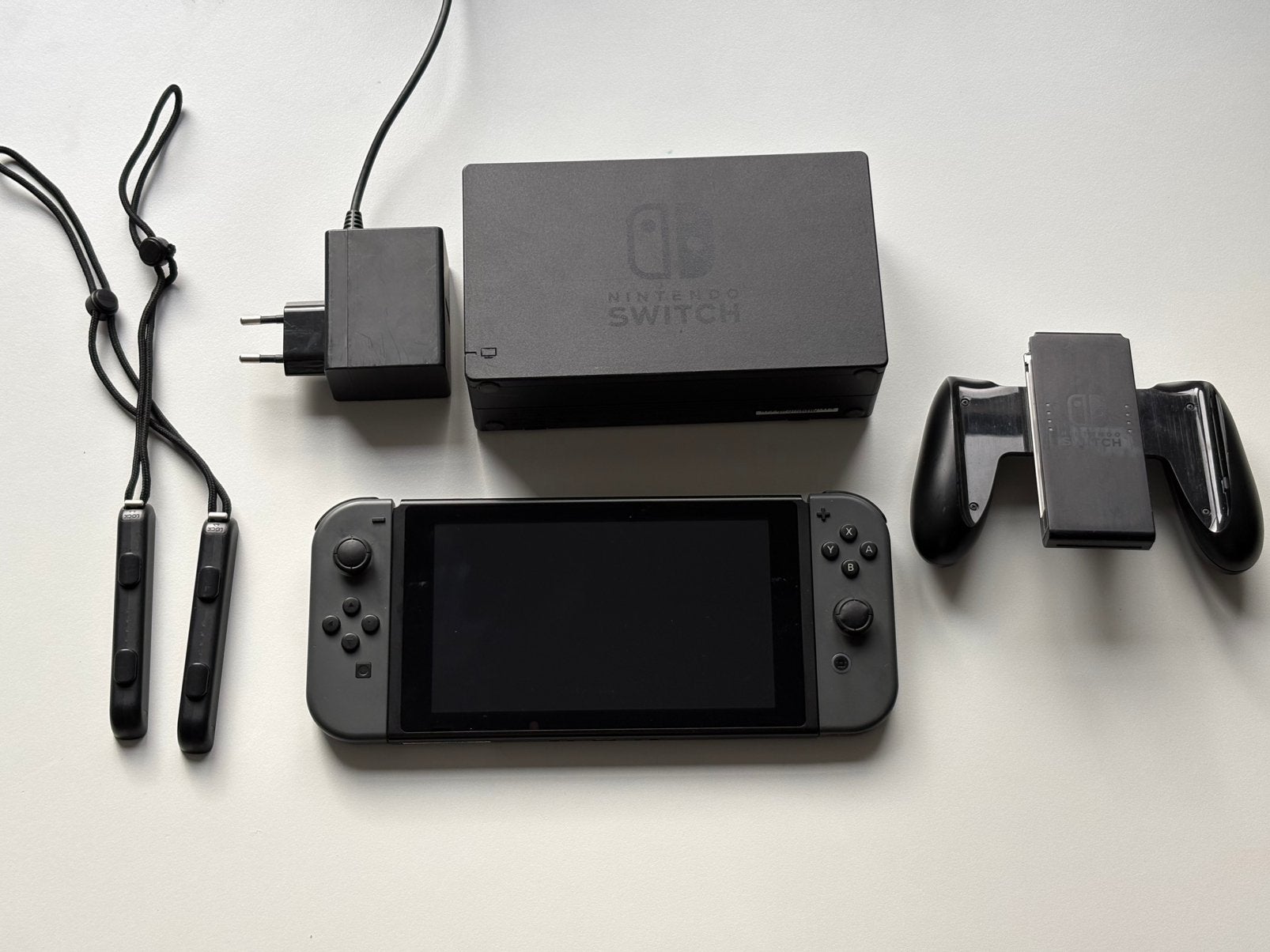 Nintendo Switch, Games en Spelcomputers, Ophalen, Zo goed als nieuw, Met 2 controllers, Switch 2019 Upgrade