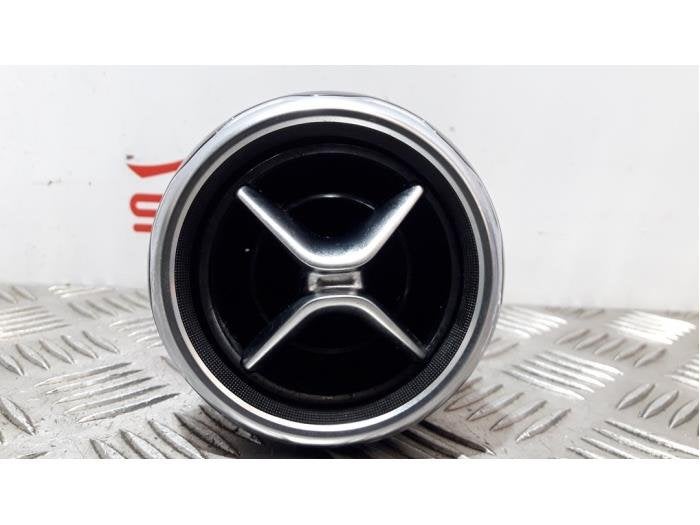 Luchtrooster Dashboard van een Mercedes GLA, Auto-onderdelen, Gebruikt, -, Ophalen of Verzenden, -