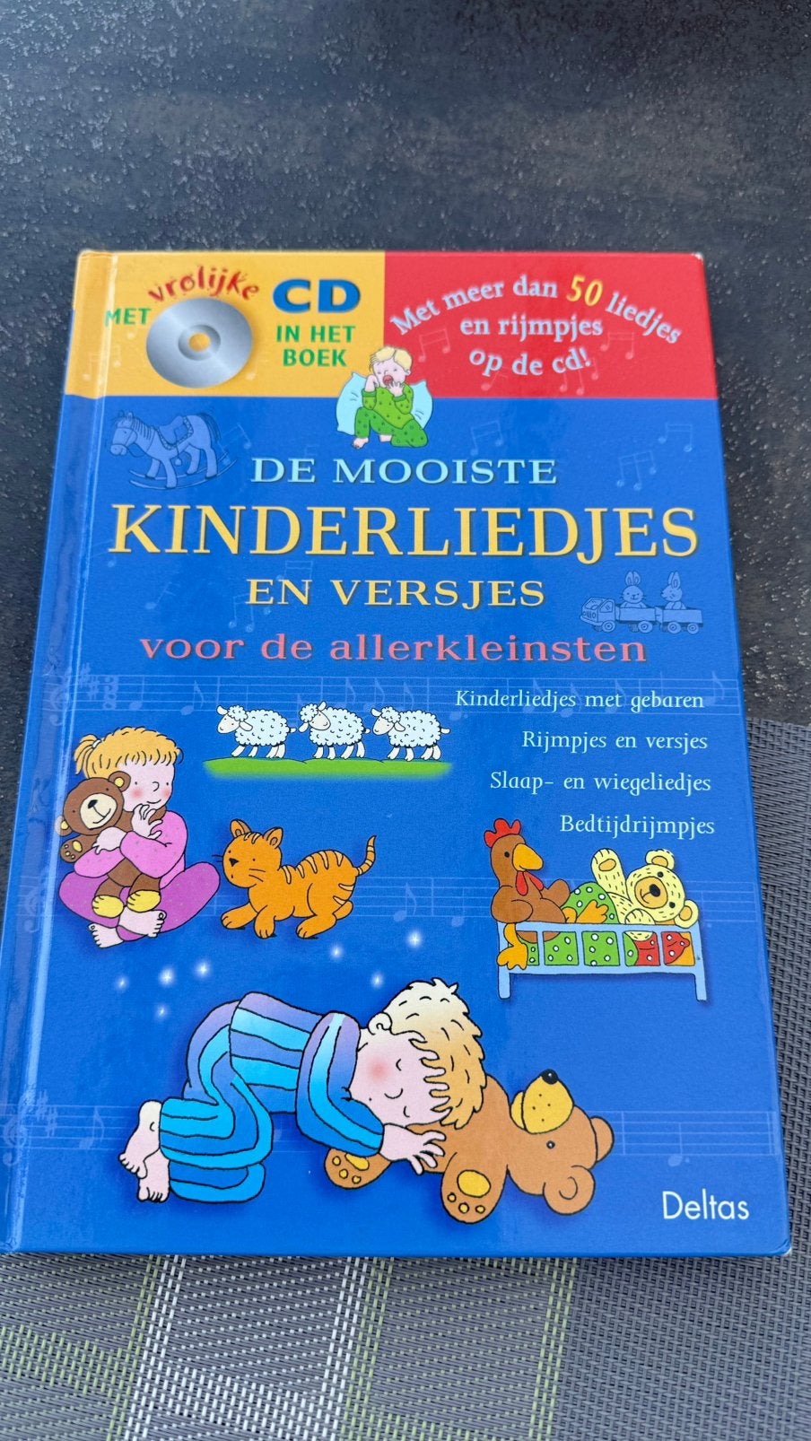 Kinderliedjes en versjes, Ophalen of Verzenden, Zo goed als nieuw