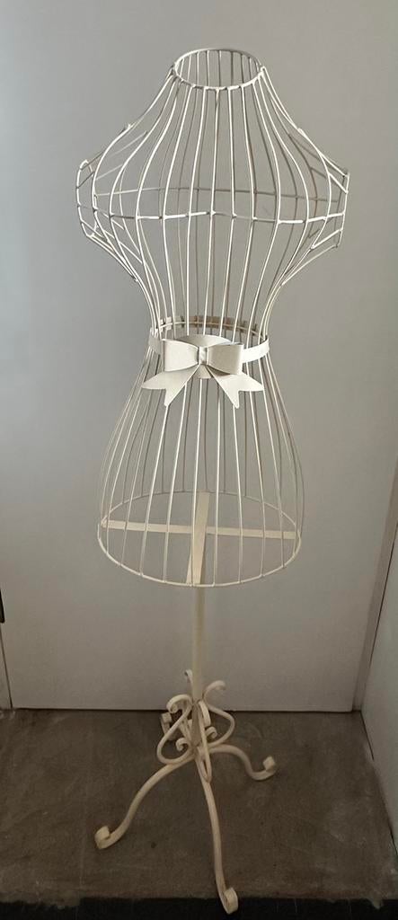 Smeedijzeren mannequin/bustier (groot) als nieuw, Ophalen, Zo goed als nieuw