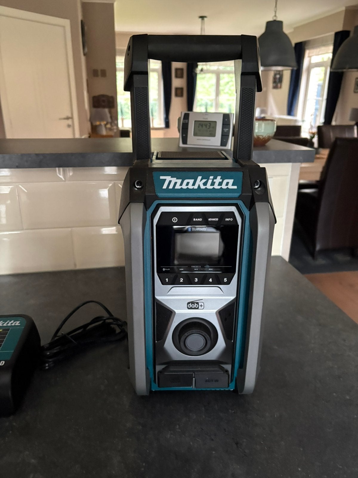 MAKITA radio, Ophalen, Zo goed als nieuw, Bouwradio