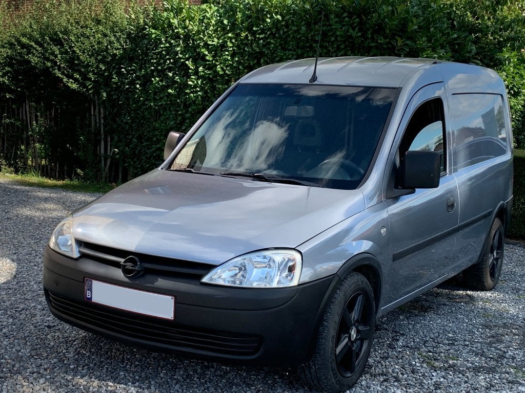 Opel Combo 1.7CDTi lichte vracht van 2009, Voorwielaandrijving, 75 kW, Stof, Zwart